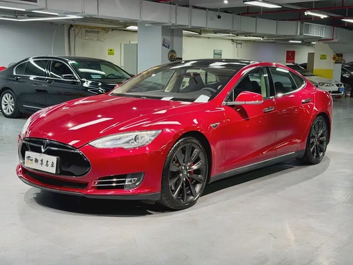 Tesla Model S 2014