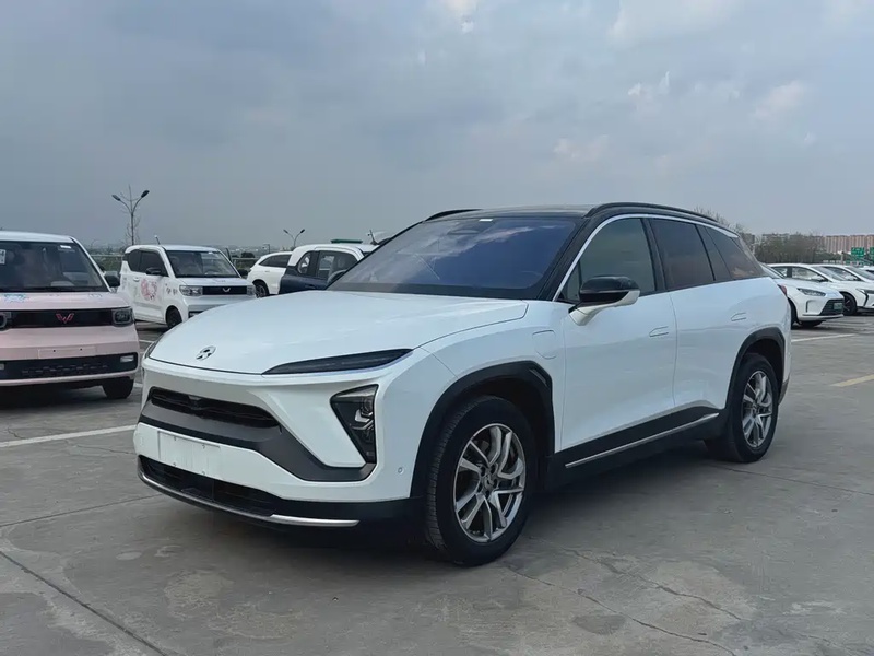 NIO ES6
