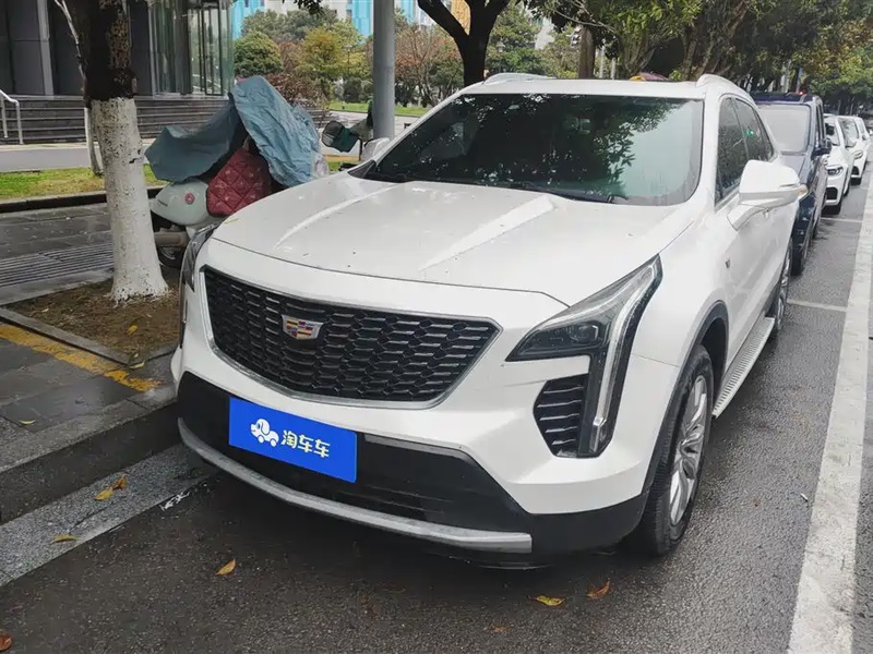Cadillac XT4