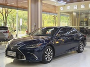 Lexus ES 2019