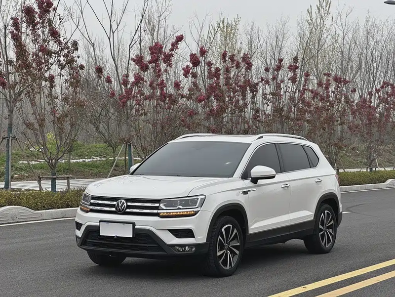 Volkswagen Tharu