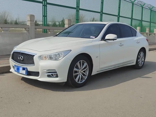 Infiniti Q50 2017
