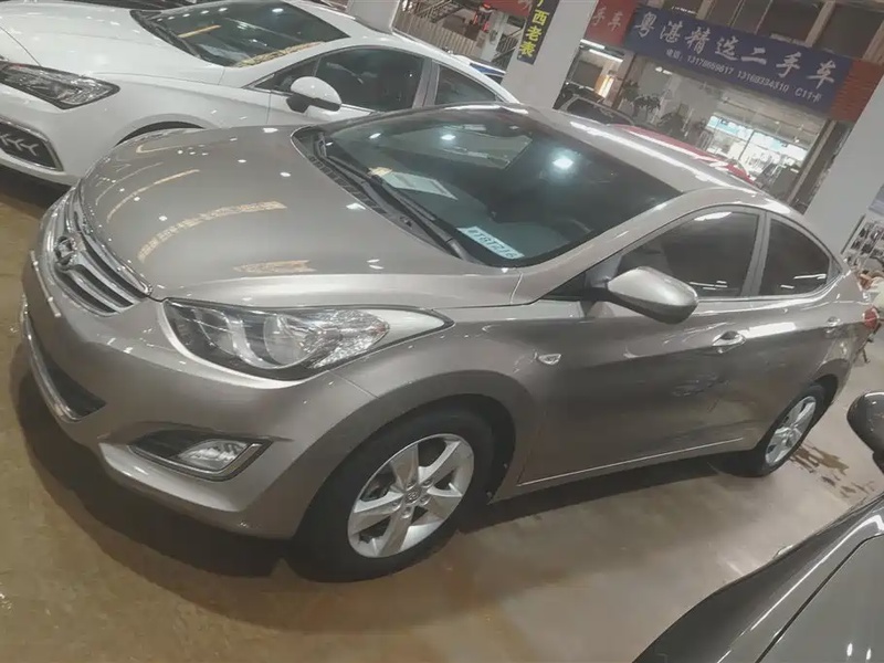 Hyundai Elantra