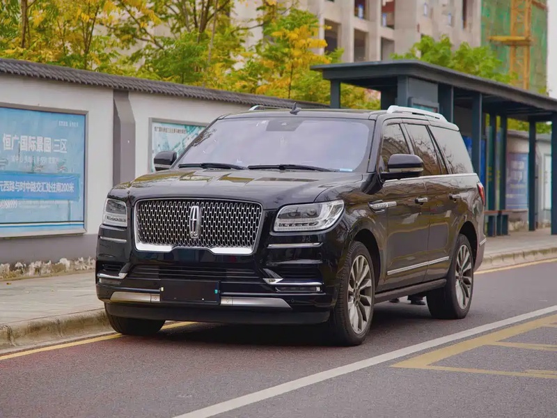 Lincoln Navigator
