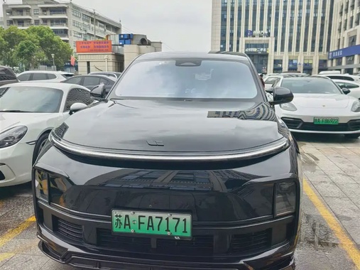 Li Auto L8 2023