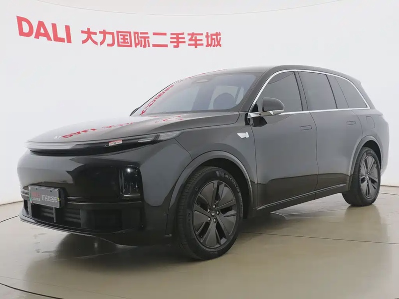 Li Auto L8