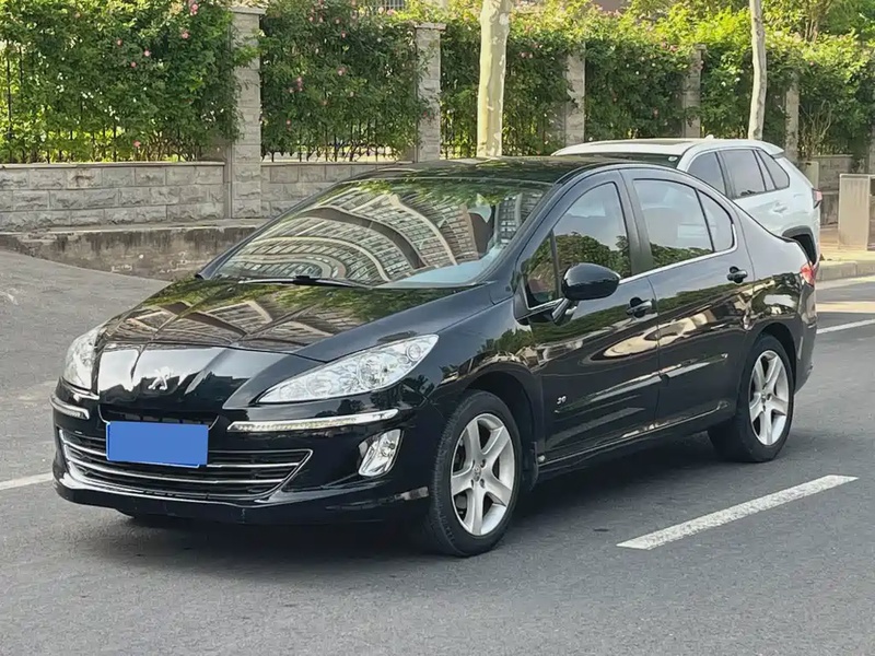 Peugeot 408
