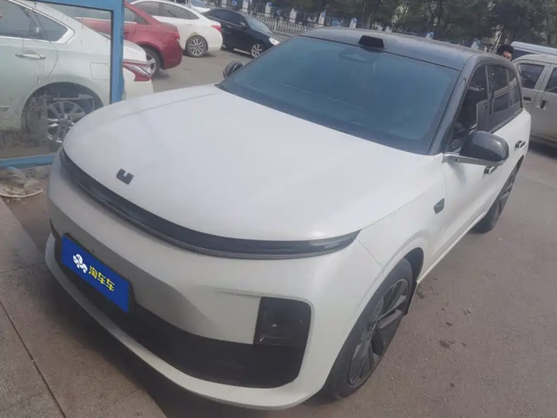 Li Auto L6