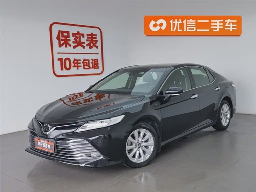 Toyota Camry 2019
