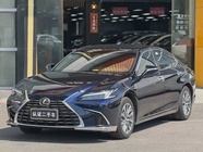 Lexus ES 2025