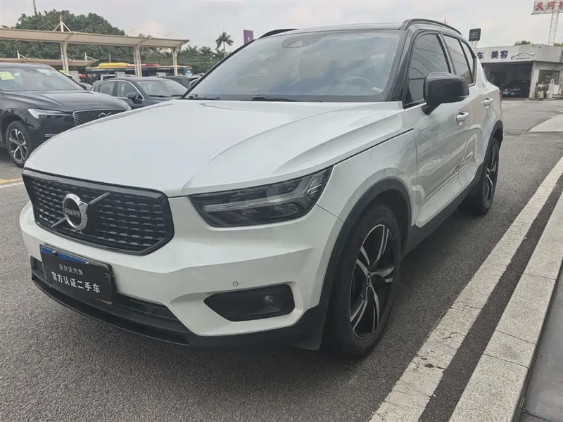 Volvo XC40