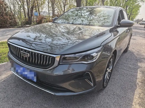 Geely Emgrand 2024