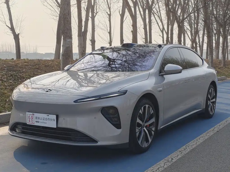 NIO ET7