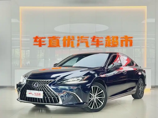 Lexus ES 2021