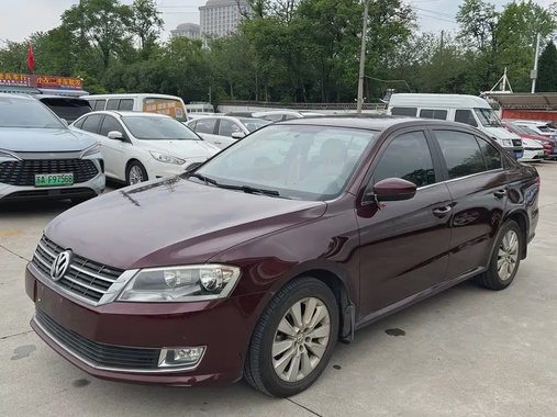 Volkswagen Lavida 2013