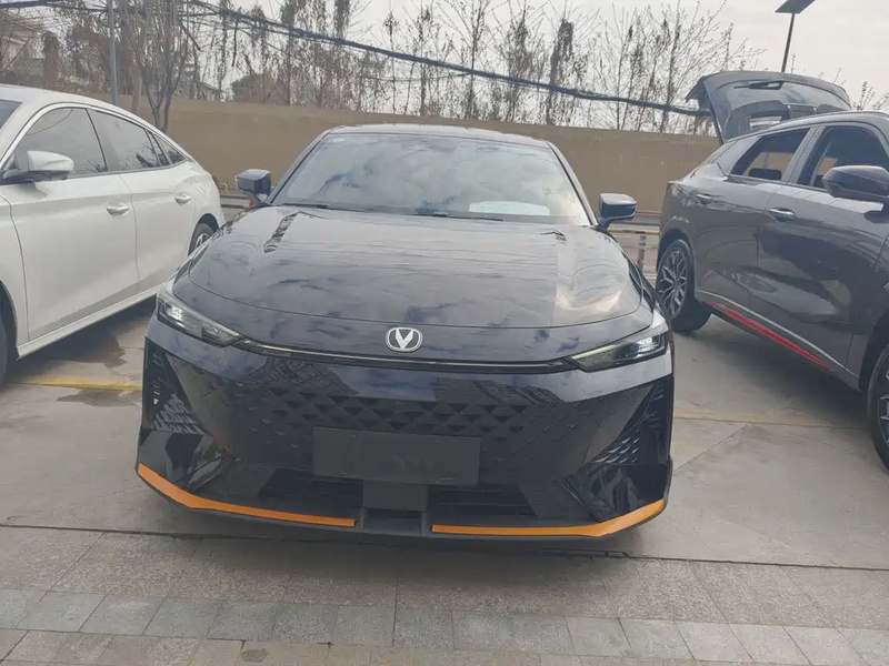 Changan UNI-V
