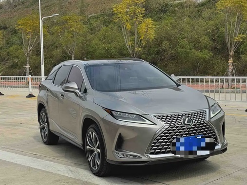 Lexus RX 2022