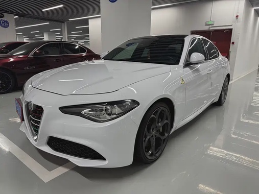 Alfa Romeo Giulia 2021