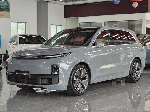 Li Auto L8 2025