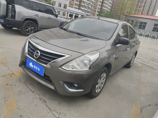 Nissan Sunny 2015