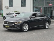 Volkswagen Passat 2023