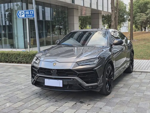 Lamborghini Urus 2023