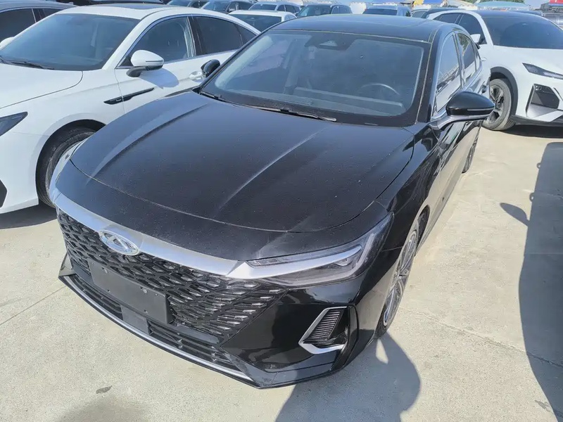 Chery Arrizo 8
