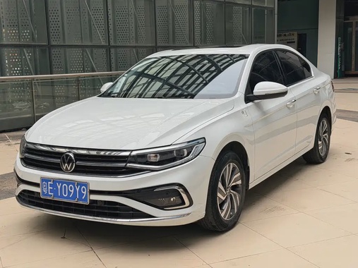 Volkswagen Bora 2023
