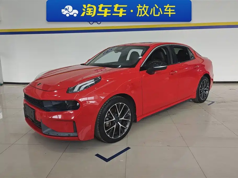 Lynk & Co 03
