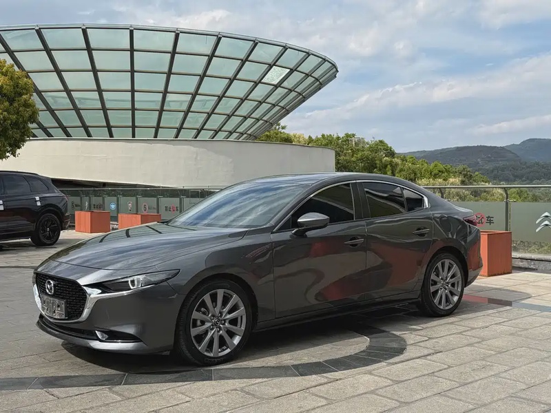 Mazda 3