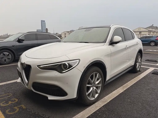 Alfa Romeo Stelvio 2018