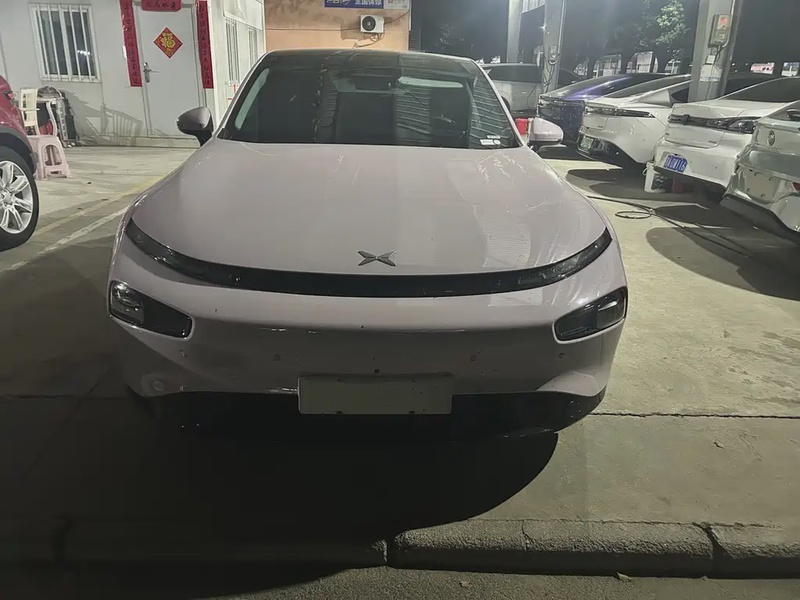 XPeng P7