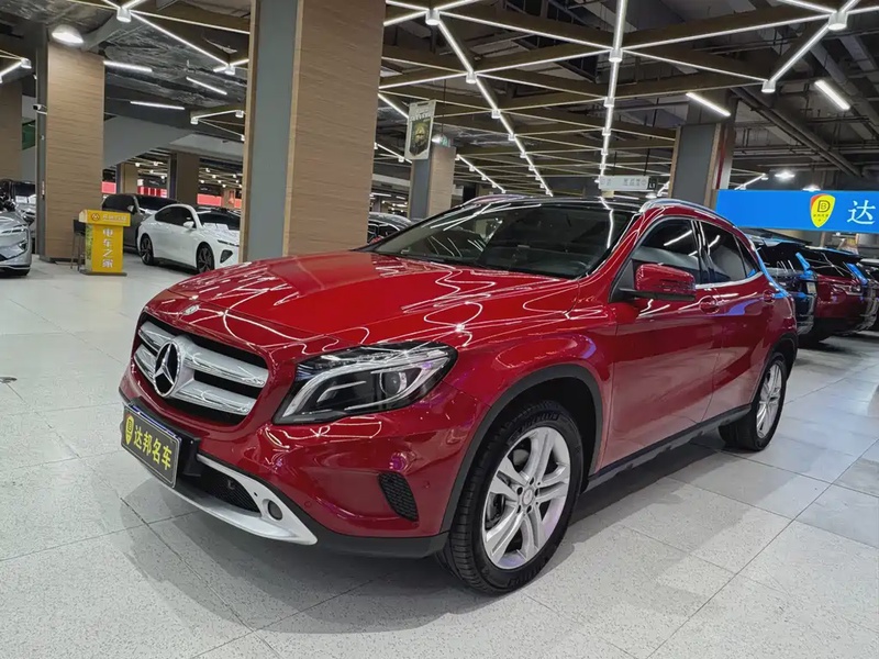 Mercedes-Benz GLA-Class