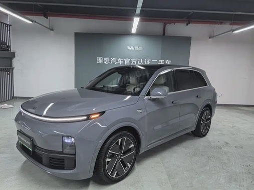 Li Auto L8 2025