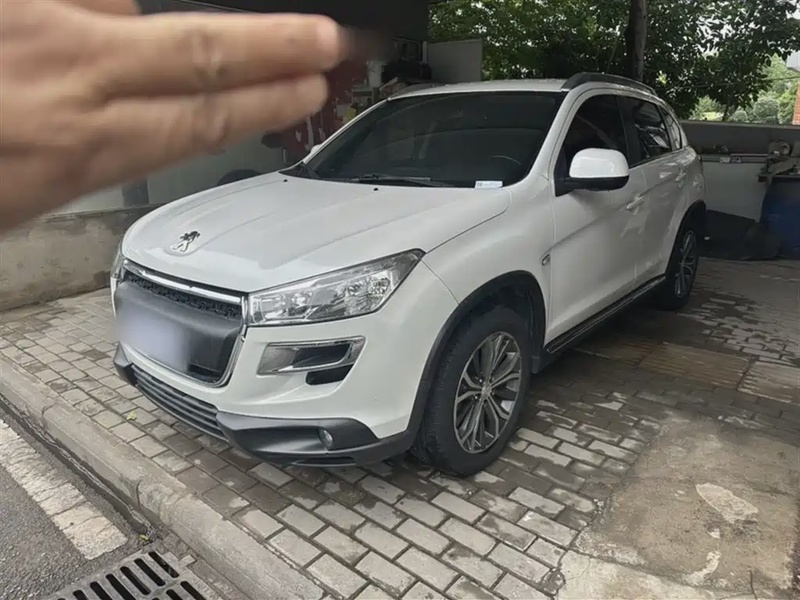 Peugeot 4008