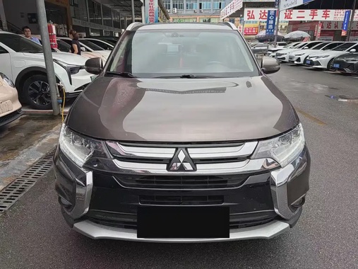 Mitsubishi Outlander 2018