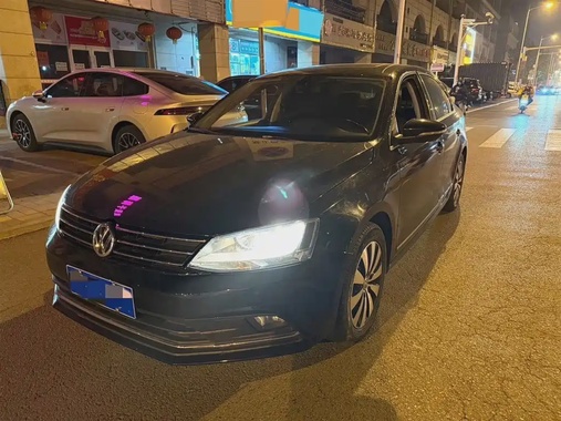 Volkswagen Sagitar 2018