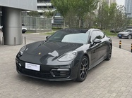 Porsche Panamera 2023