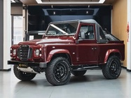 Land Rover Defender 2019