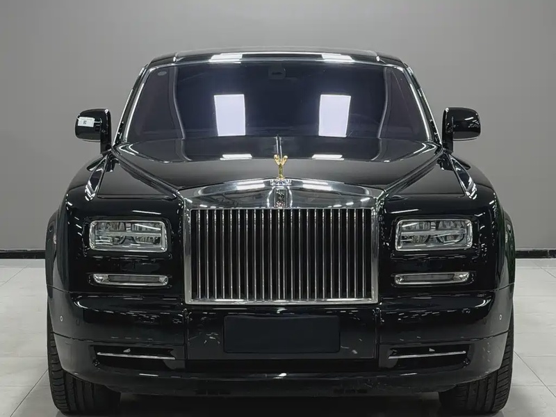 Rolls-Royce Phantom