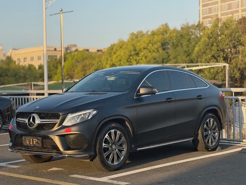 Mercedes-Benz GLE-Class