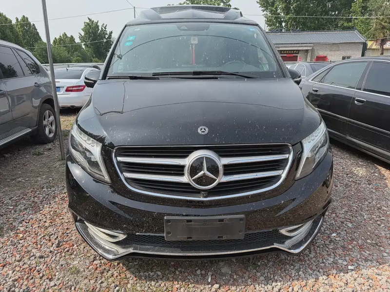 Mercedes-Benz V-Class