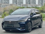 BYD MAX 2018