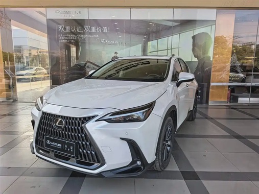 Lexus NX 2023