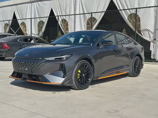 Changan UNI-V 2024