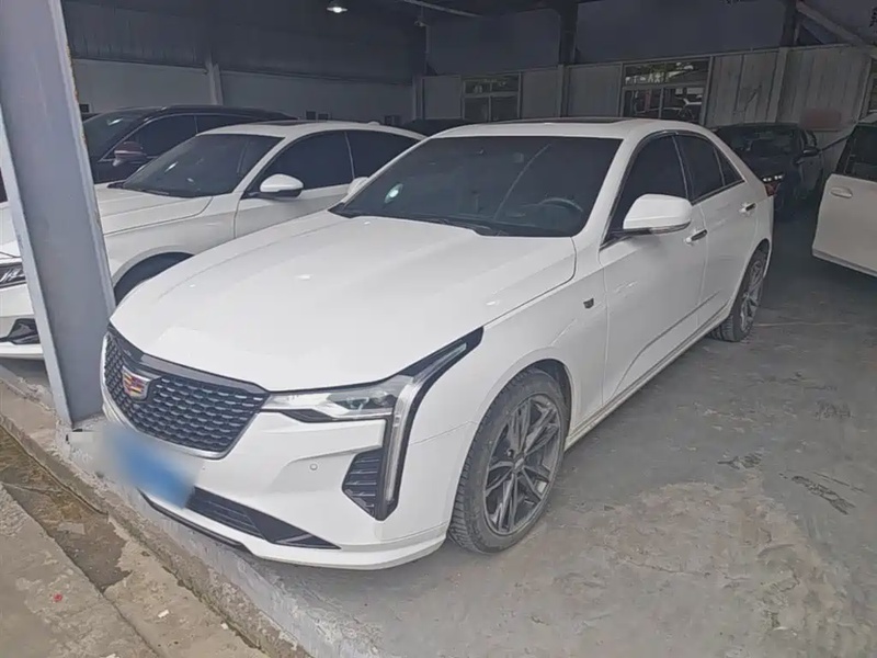 Cadillac CT4