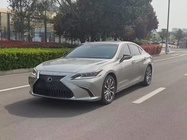 Lexus ES 2021