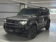 Land Rover Defender 2024