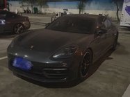 Porsche Panamera 2021