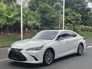 Lexus ES 2024